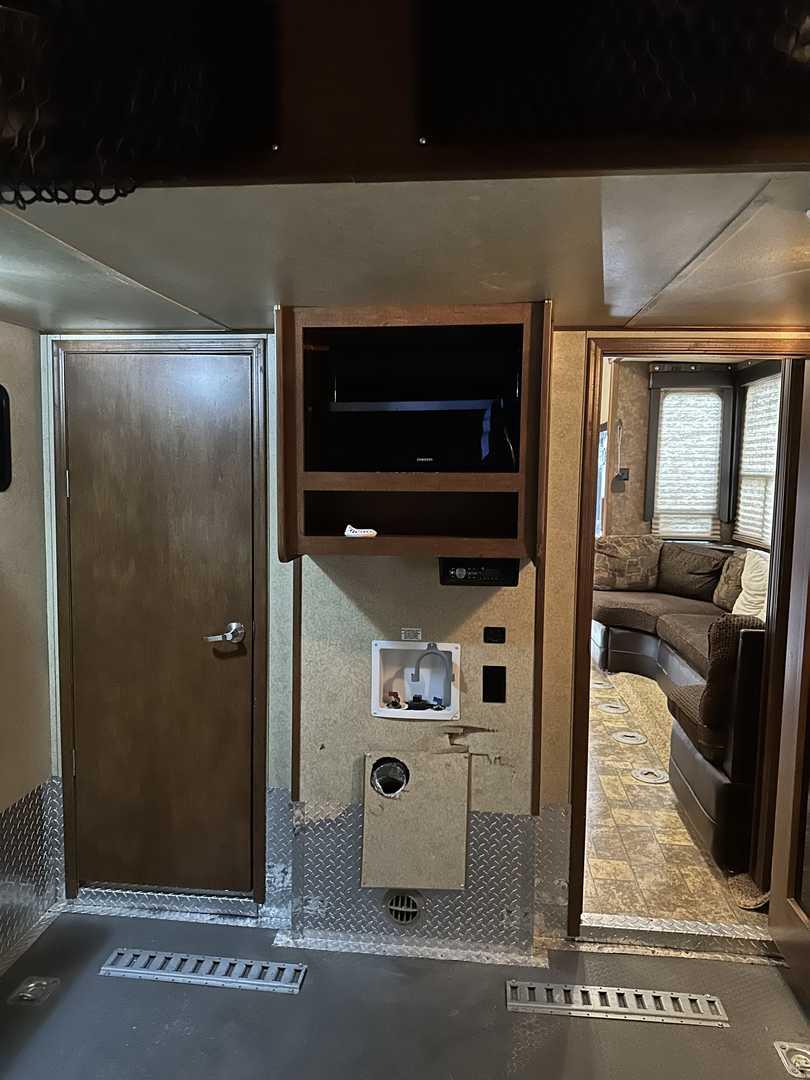 2013 Forest River XLR Thunderbolt 5th wheel