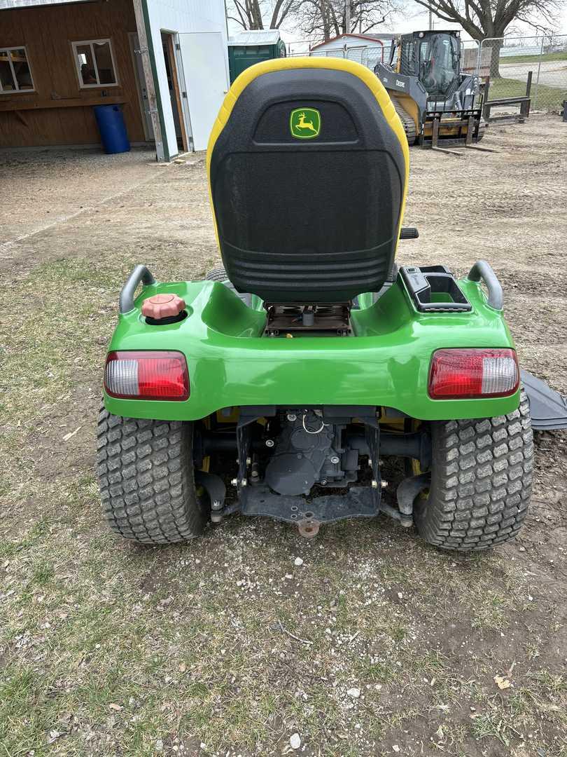 John Deere X744 Riding Lawn Mower