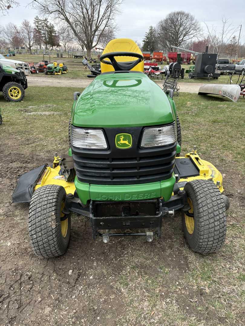 John Deere X744 Riding Lawn Mower