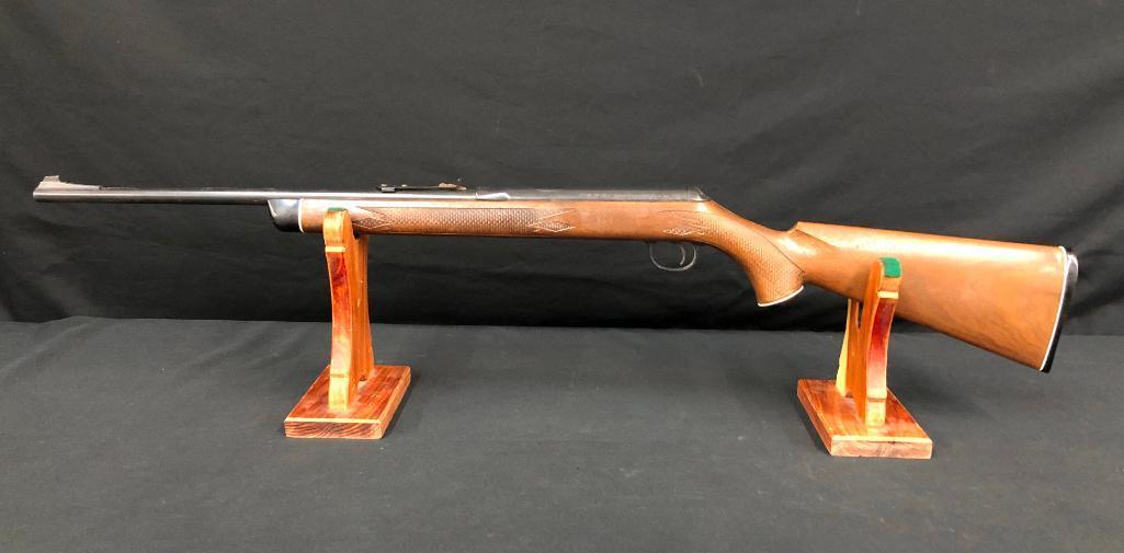 Daisy VL Rifle with Box