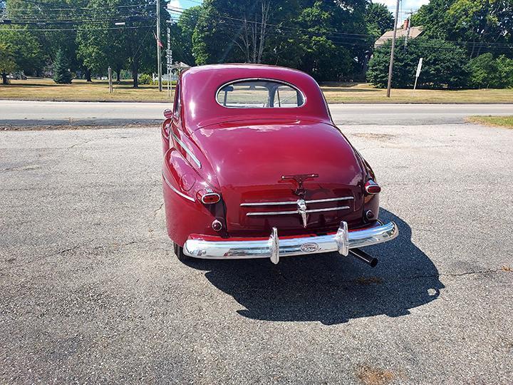 1946 Ford Super Deluxe