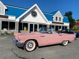 1957 Ford Thunderbird