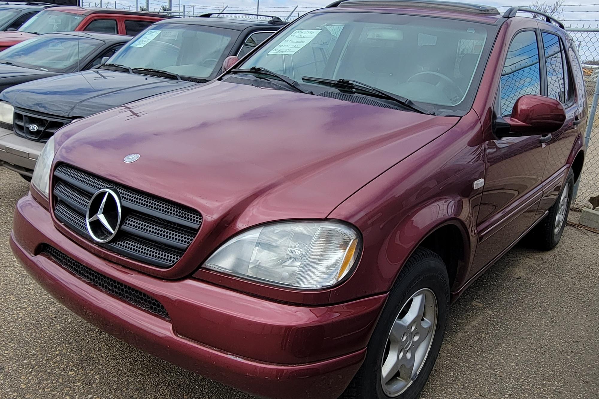 2000 Mercedes Benz ML-320