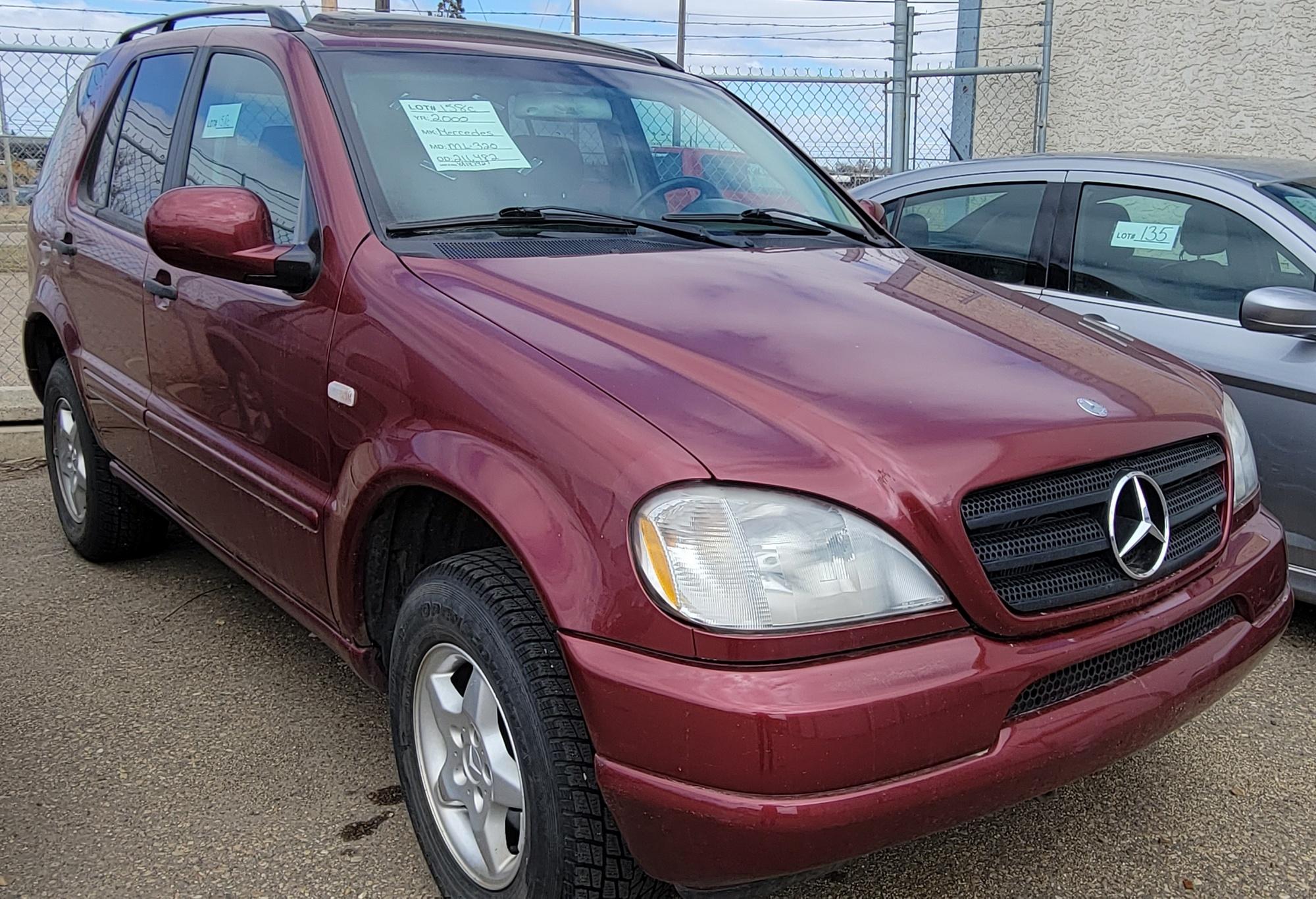 2000 Mercedes Benz ML-320