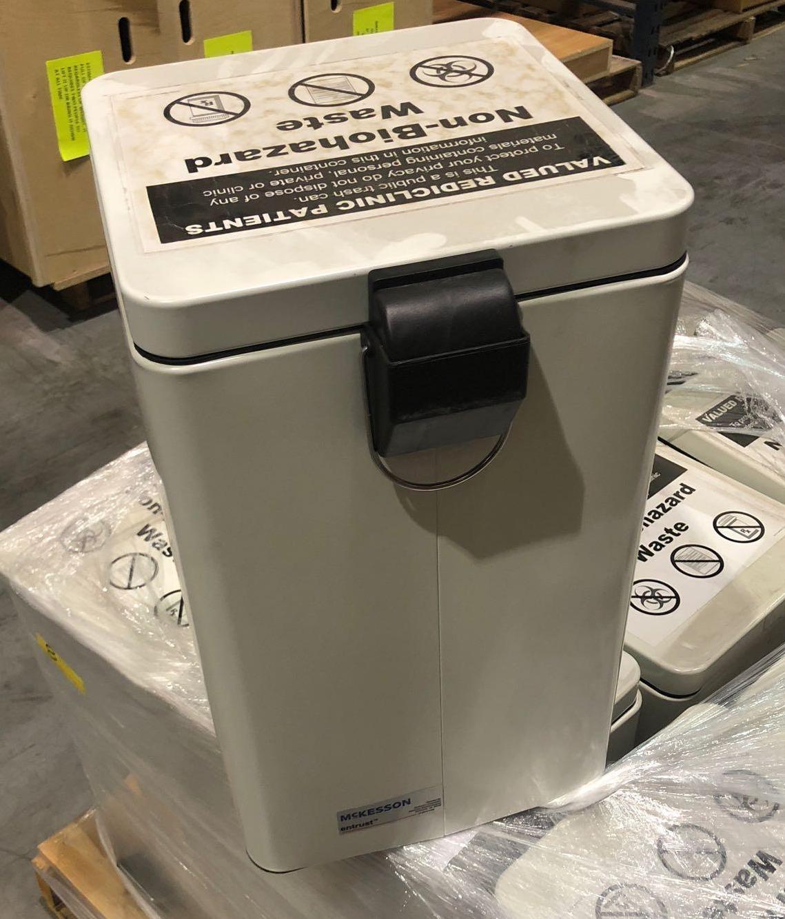 Used Non-Biohazard McKesson Brand Entrust Trash Can with Plastic Liner - 81-35266