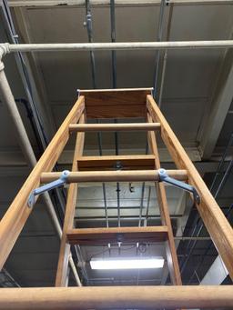 10' Wooden A-Frame Ladder