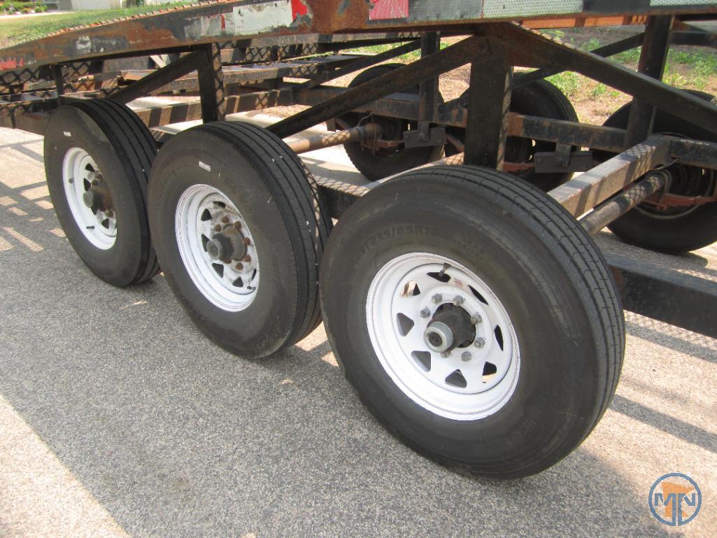 2006 Equipment Pro. Inc. 5th Wheel Triple Axle Wedge Trailer