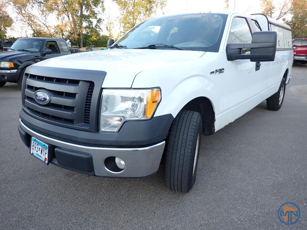 2010 Ford F-150 XL Pickup Truck with ARE Topper