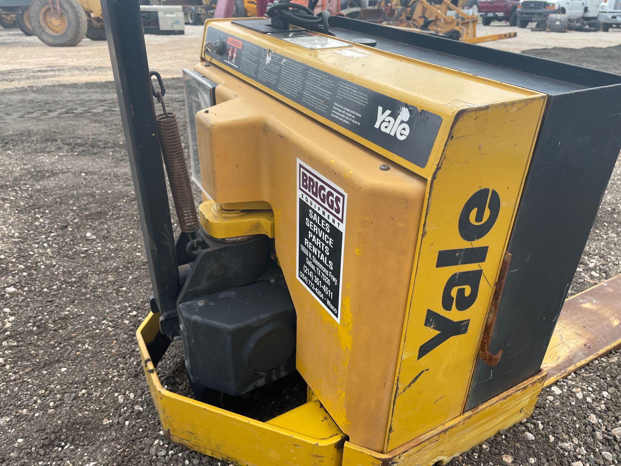 Yale Lift Truck