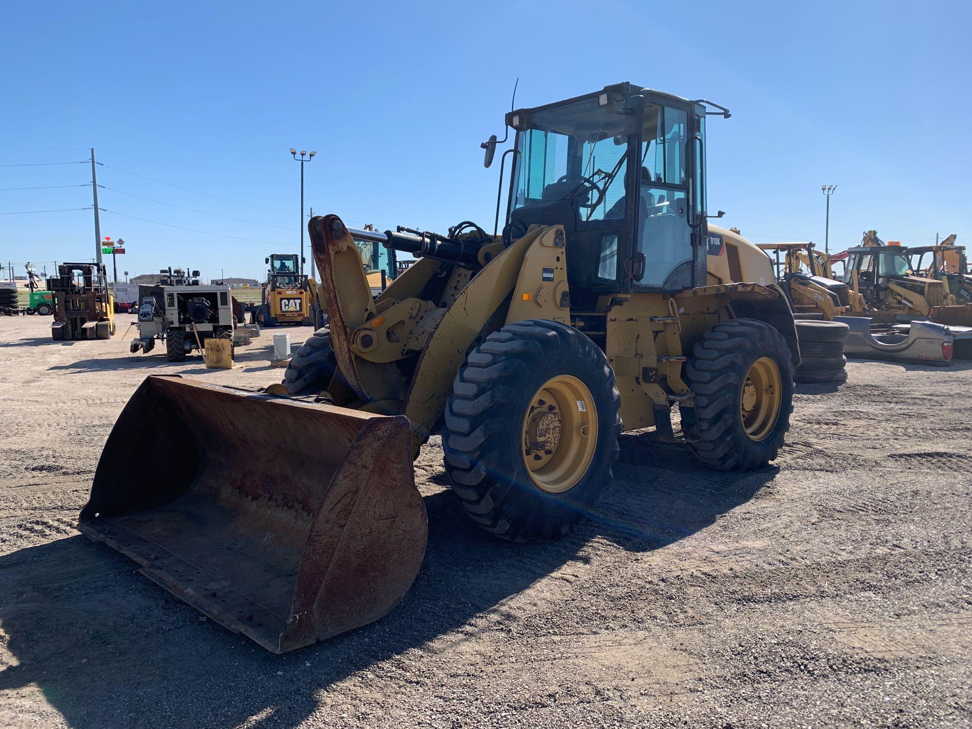 2015 Caterpillar 910K Wheel Loader