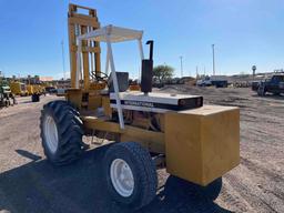 International 4500 Series B Forklift