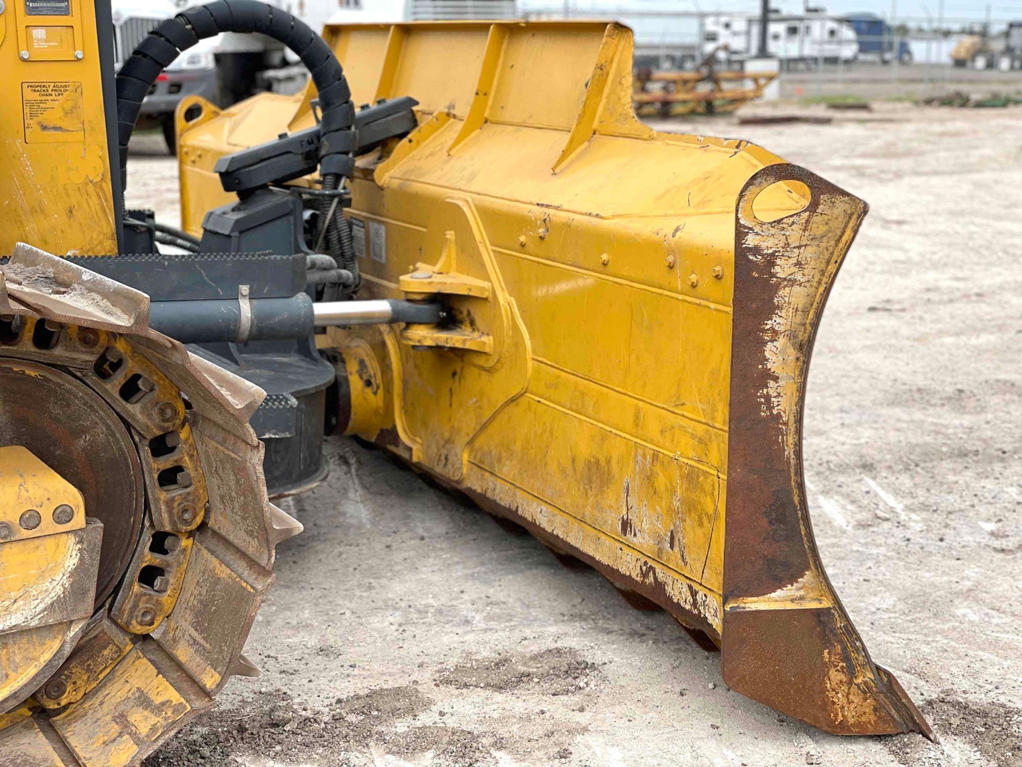 2020 John Deere 700L LGP Crawler Dozer