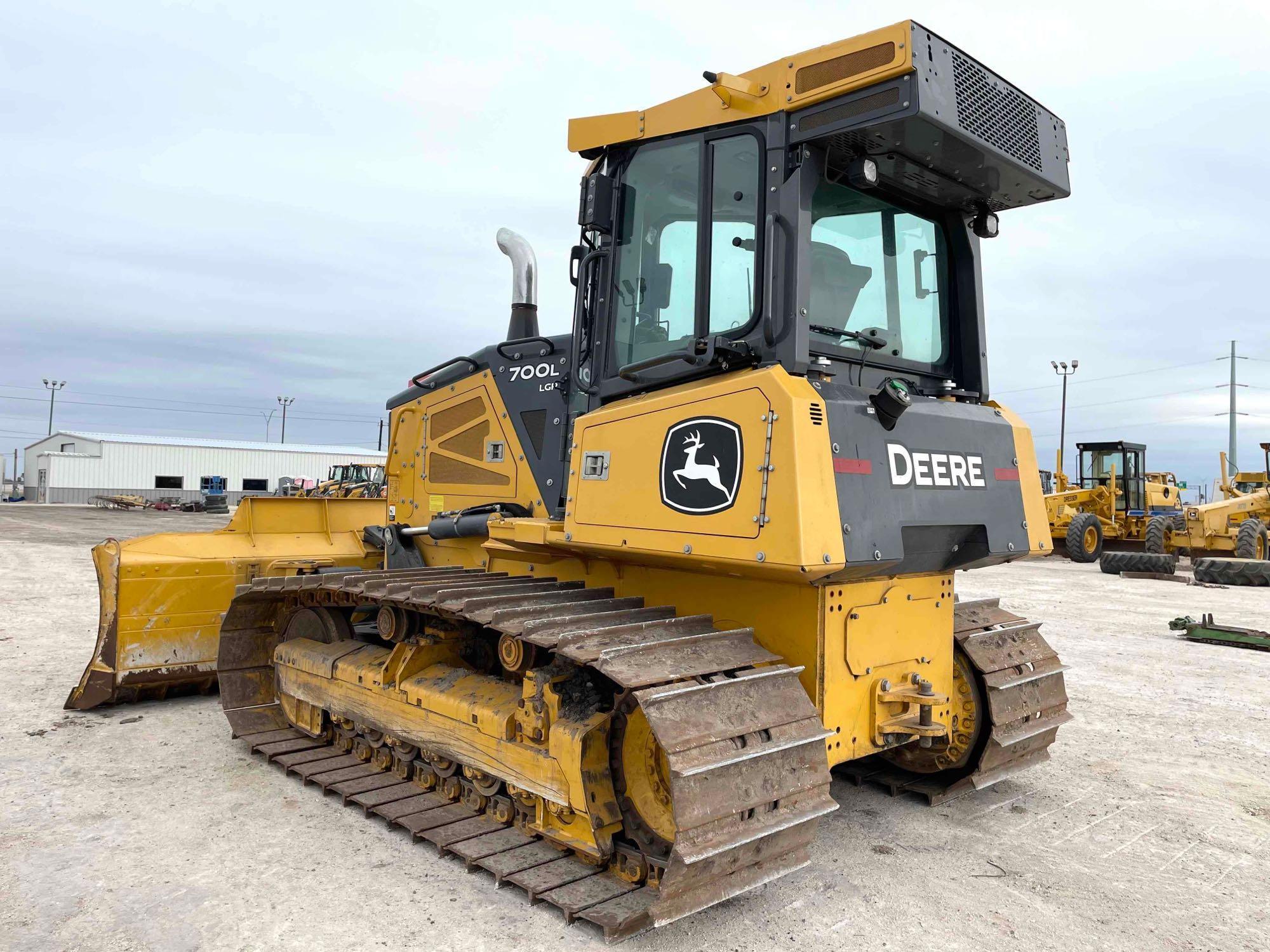 2020 John Deere 700L LGP Crawler Dozer