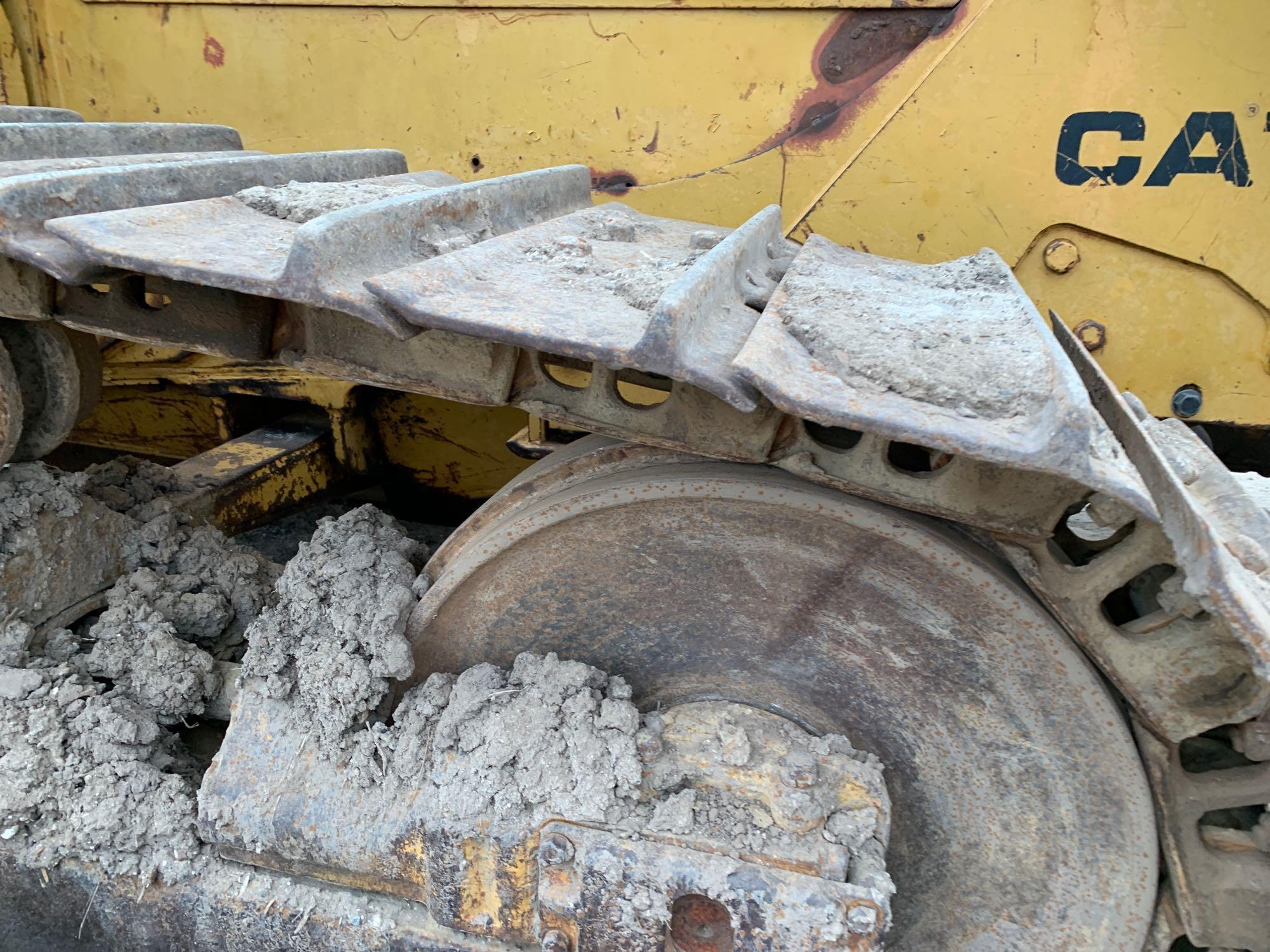 1972 Caterpillar D6C Crawler Dozer