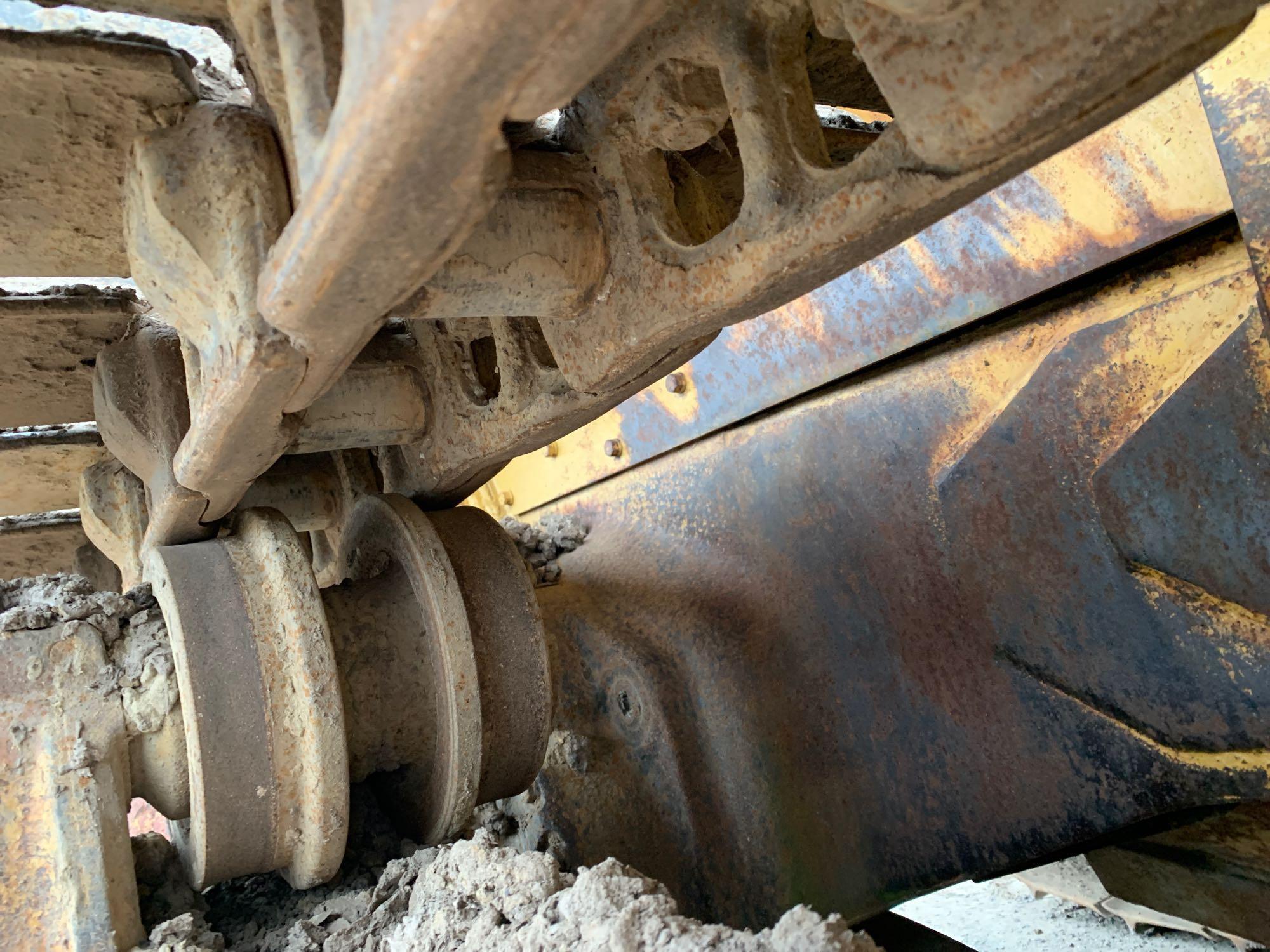 1972 Caterpillar D6C Crawler Dozer