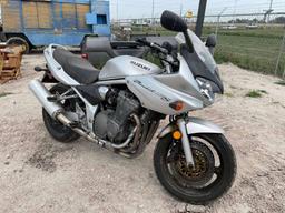 2001 Suzuki Bandit 1200S Motorcycle.