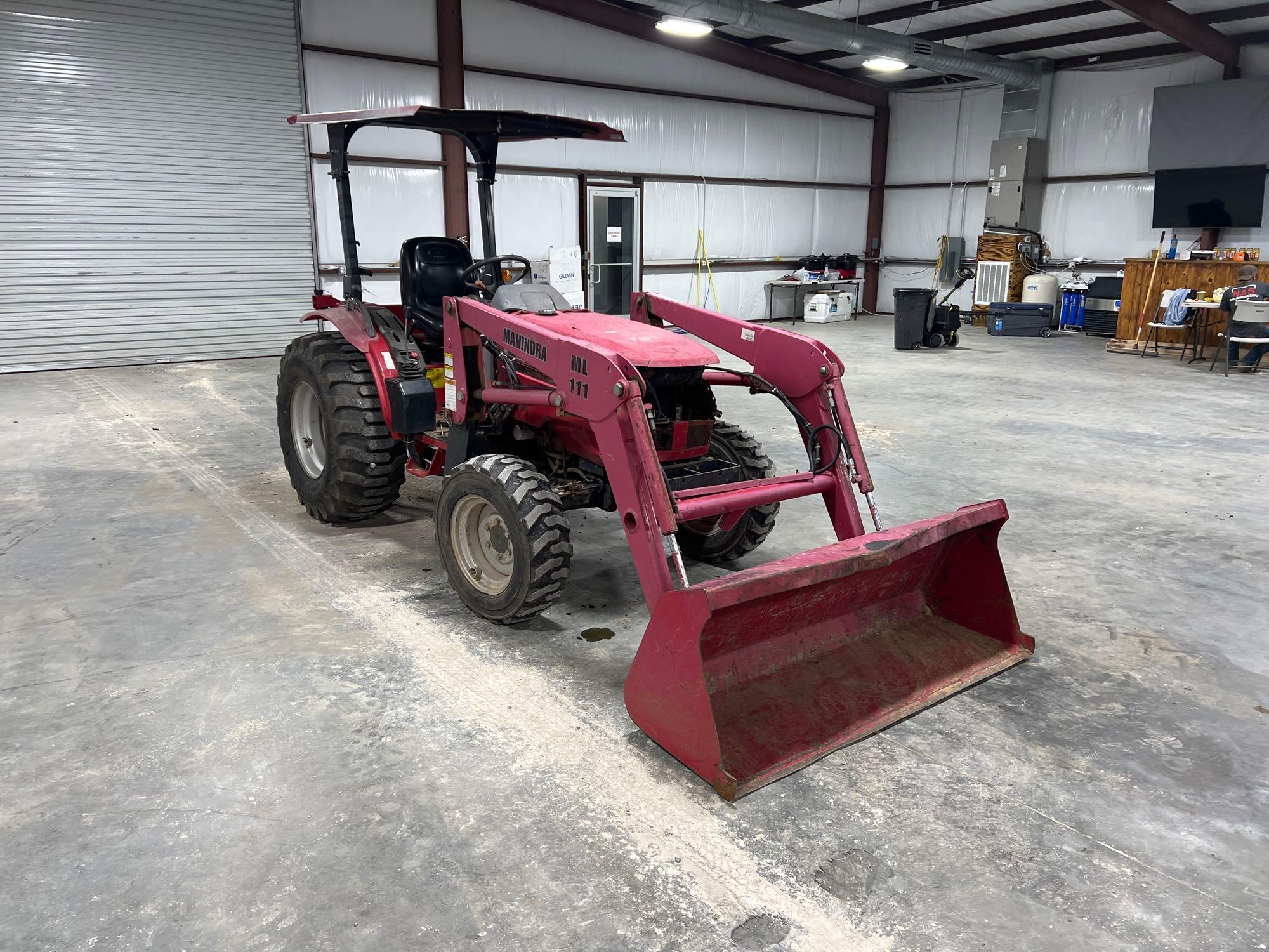 Mahindra 3215 Farm Tractor