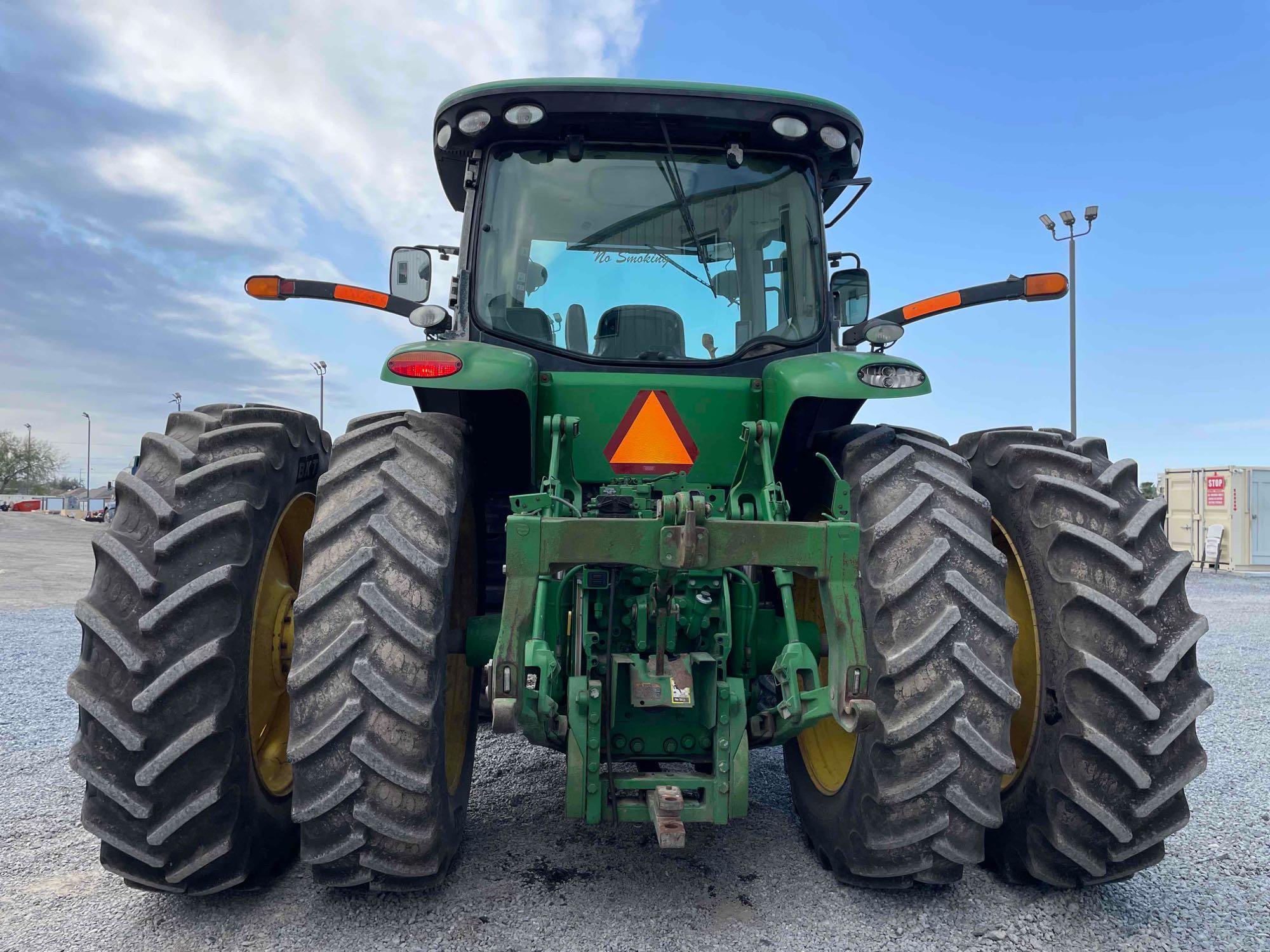 2012 John Deere 7200R Farm Tractor