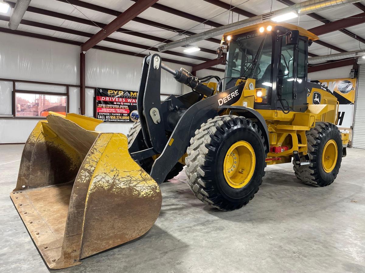 2022 John Deere 544P Wheel Loader