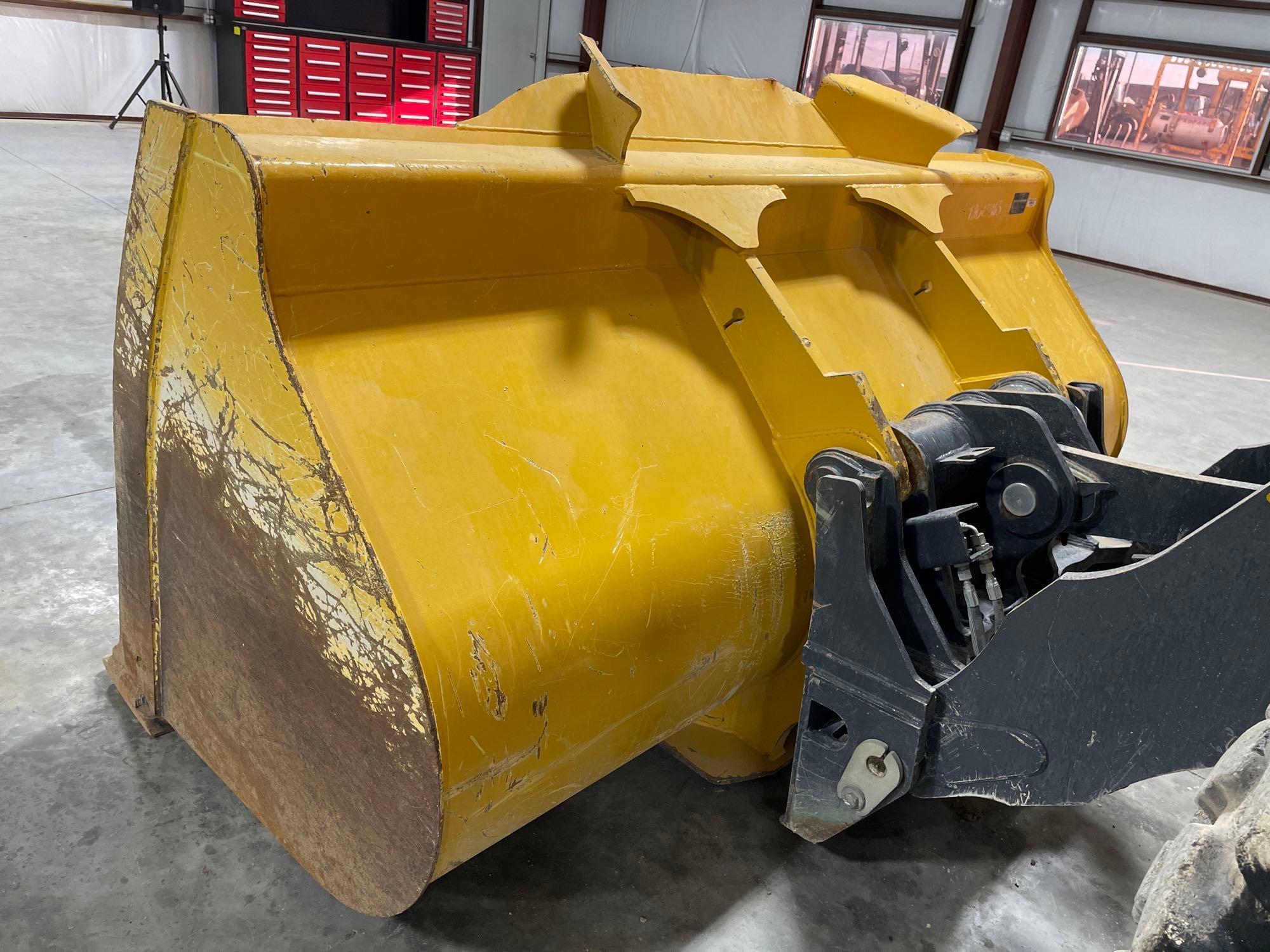 2022 John Deere 544P Wheel Loader