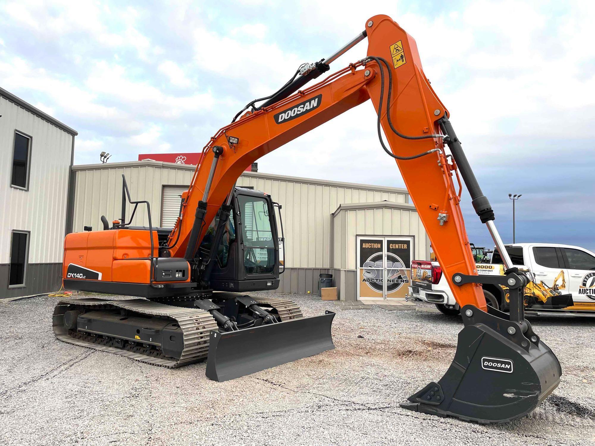 NEW/UNUSED 2022 Doosan DX140LC Hydraulic Excavator