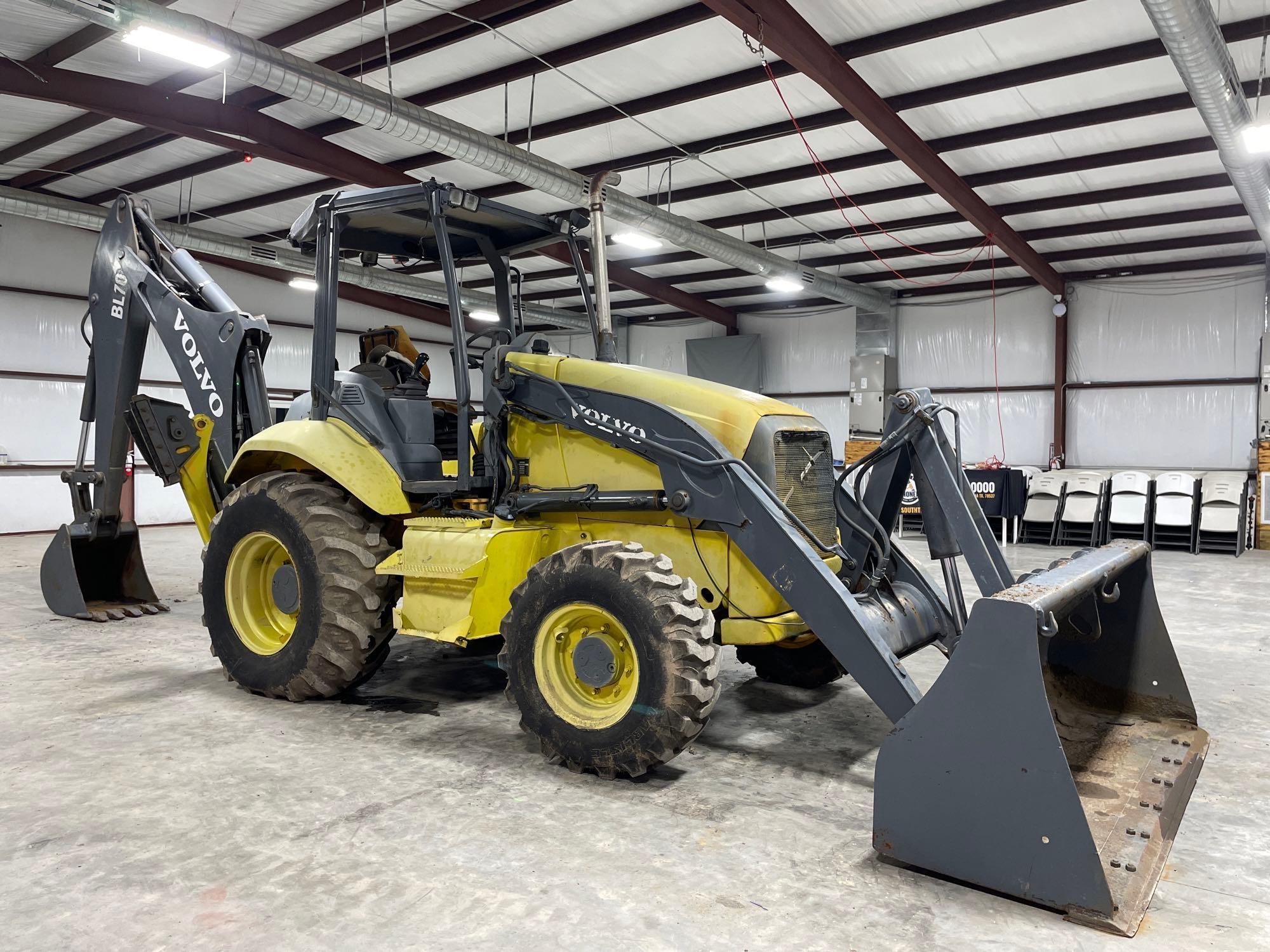 2005 Volvo BL70 Backhoe Loader