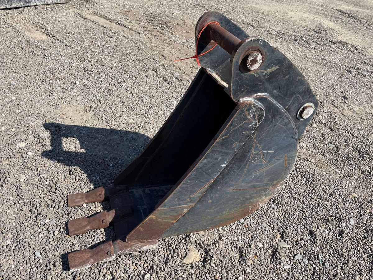 Caterpillar 12 in Backhoe Bucket