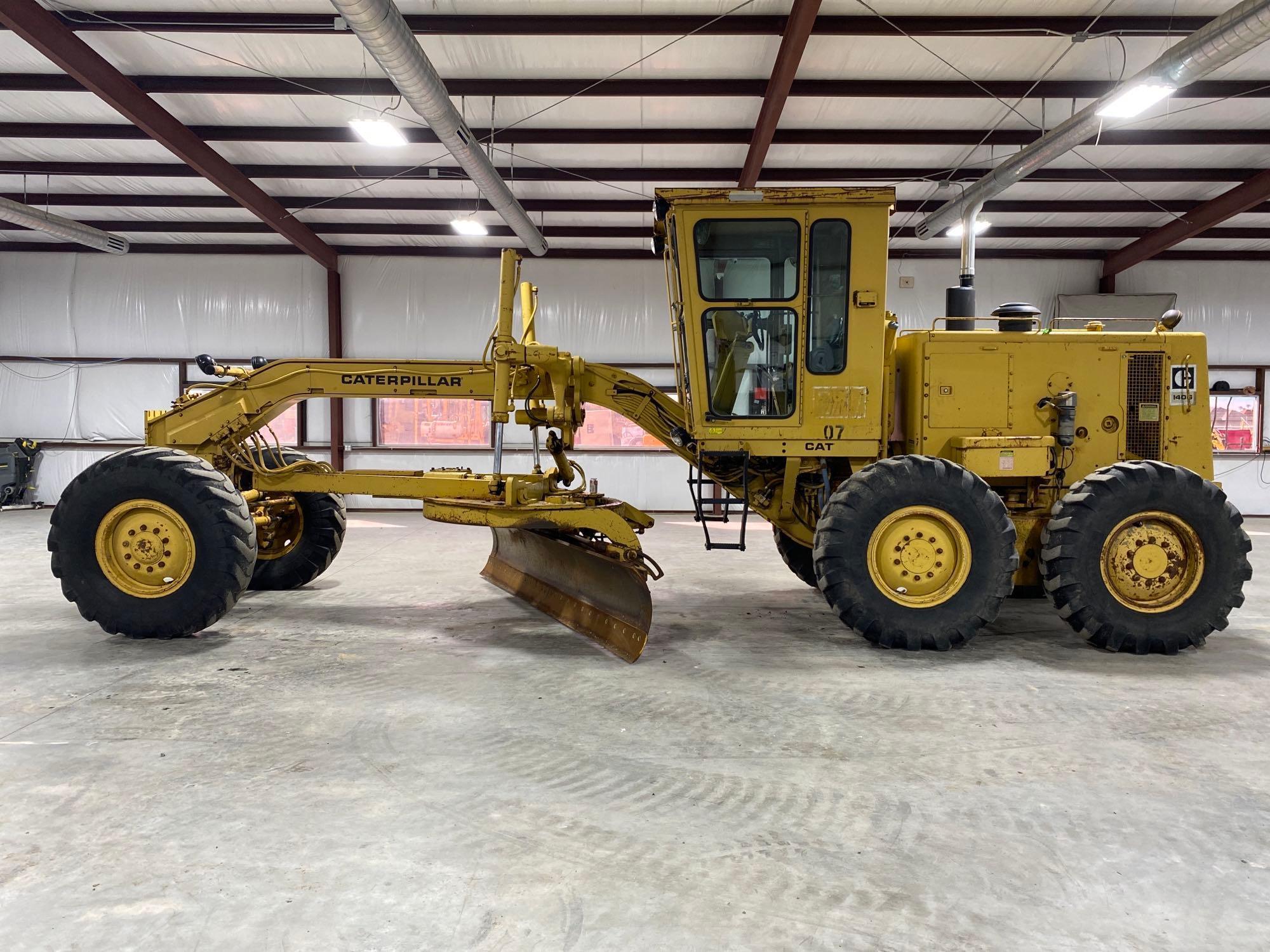 1985 Caterpillar 140G Motor Grader