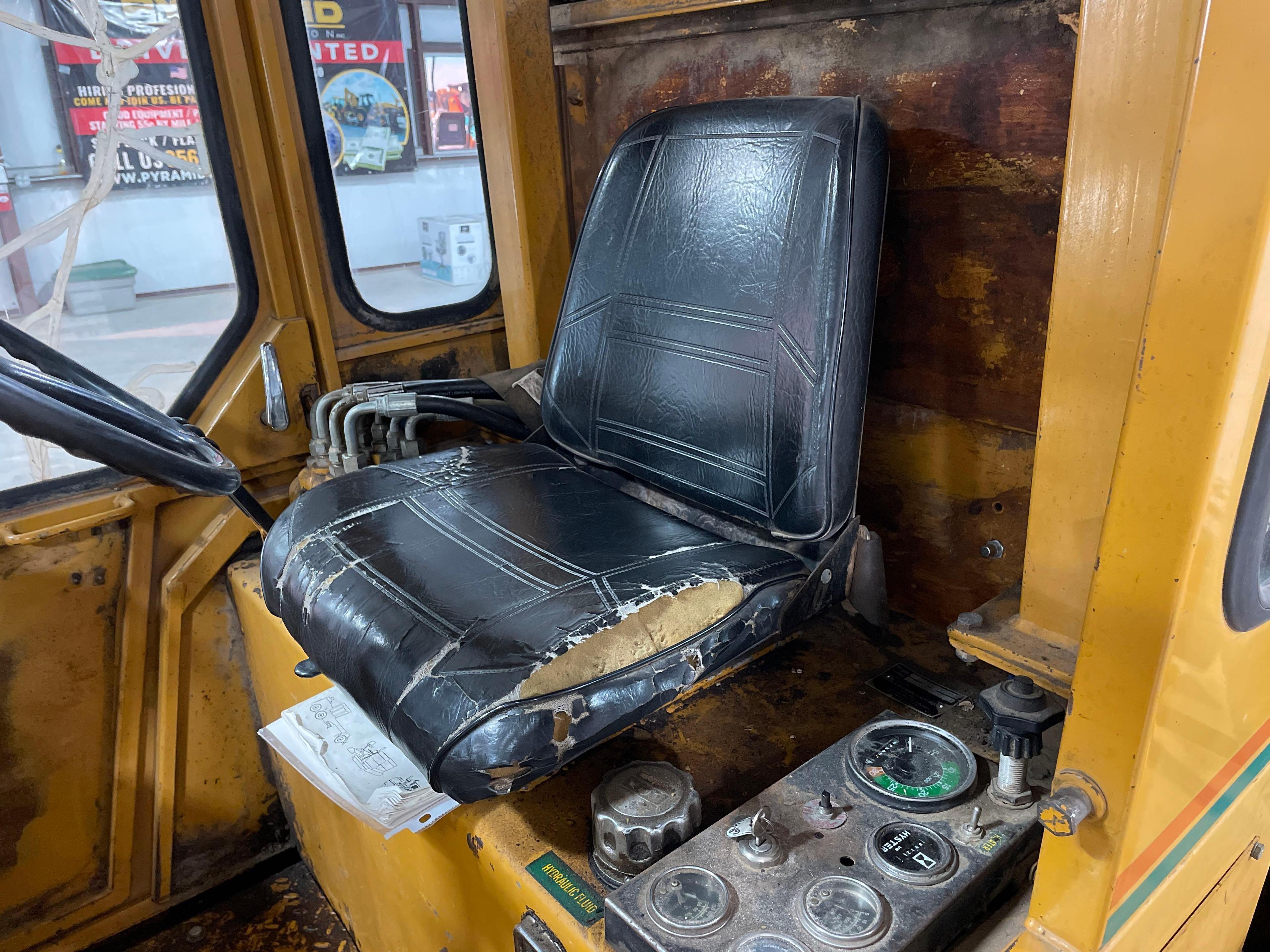 2004 Mauldin 688E Motor Grader