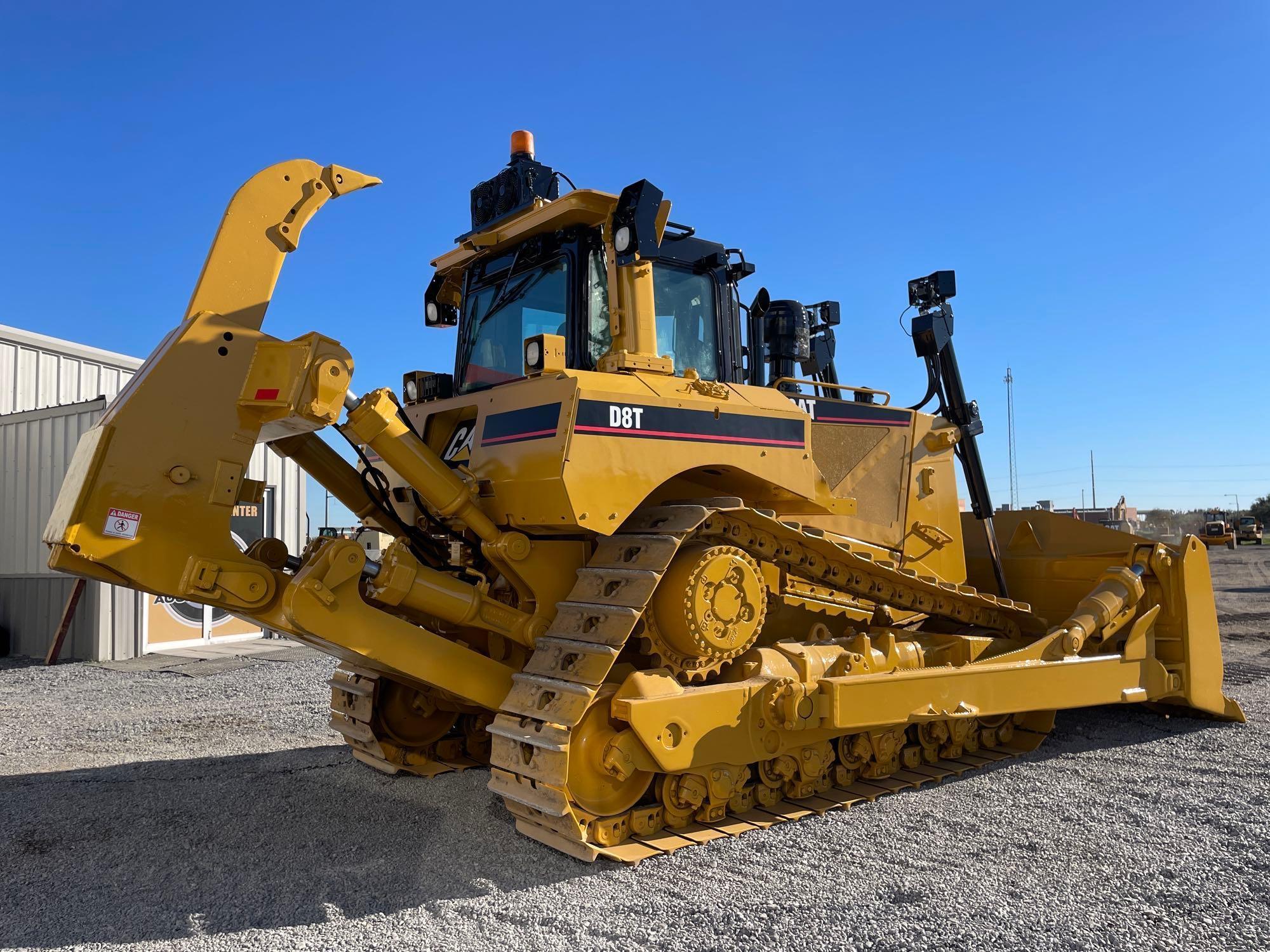 2007 Caterpillar D8T Crawler Dozer