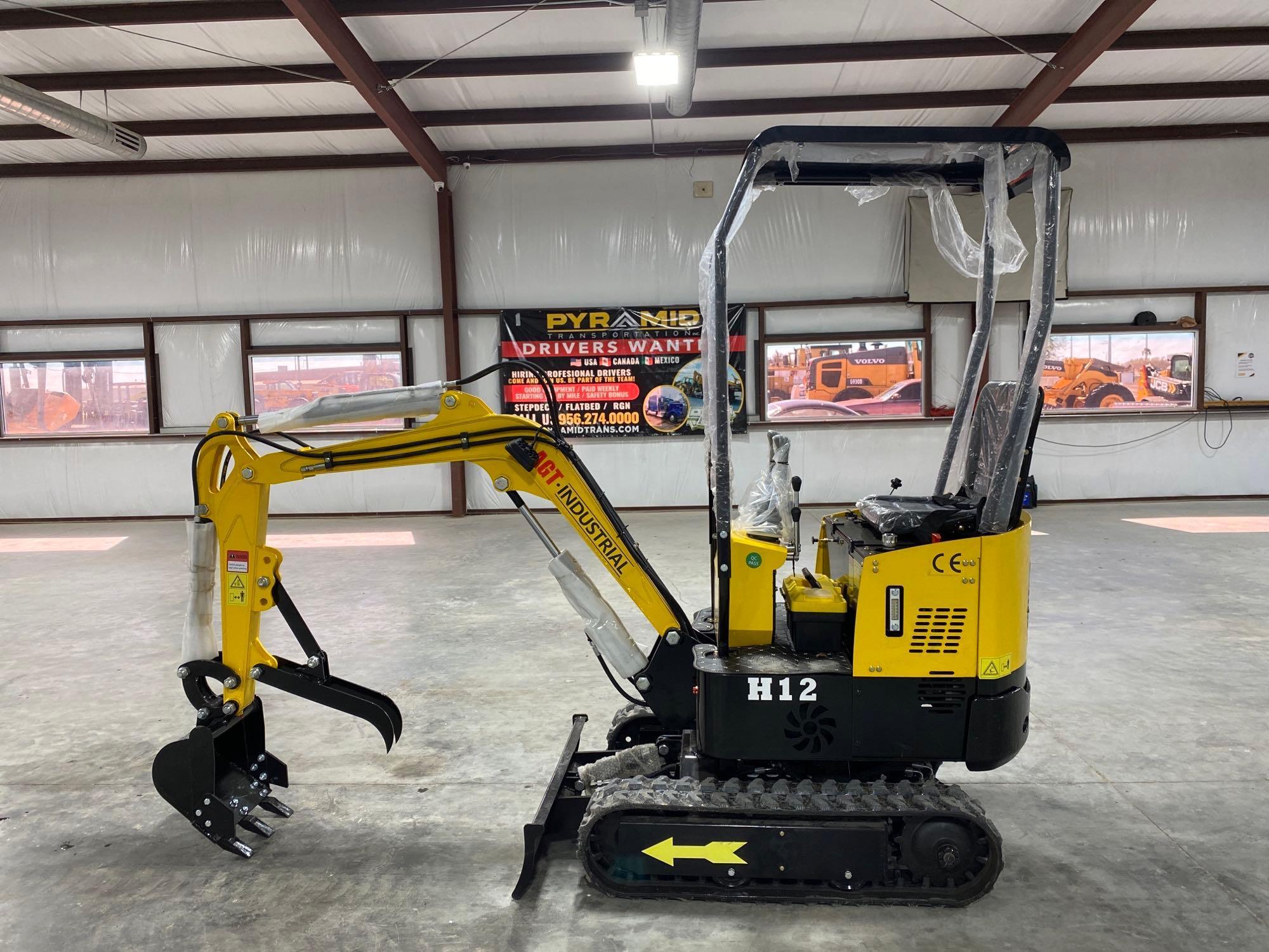 2022 NEW/UNUSED Agrotk-H12 Mini Excavator