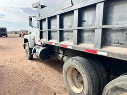 1991 Mack RD690S Dump Truck