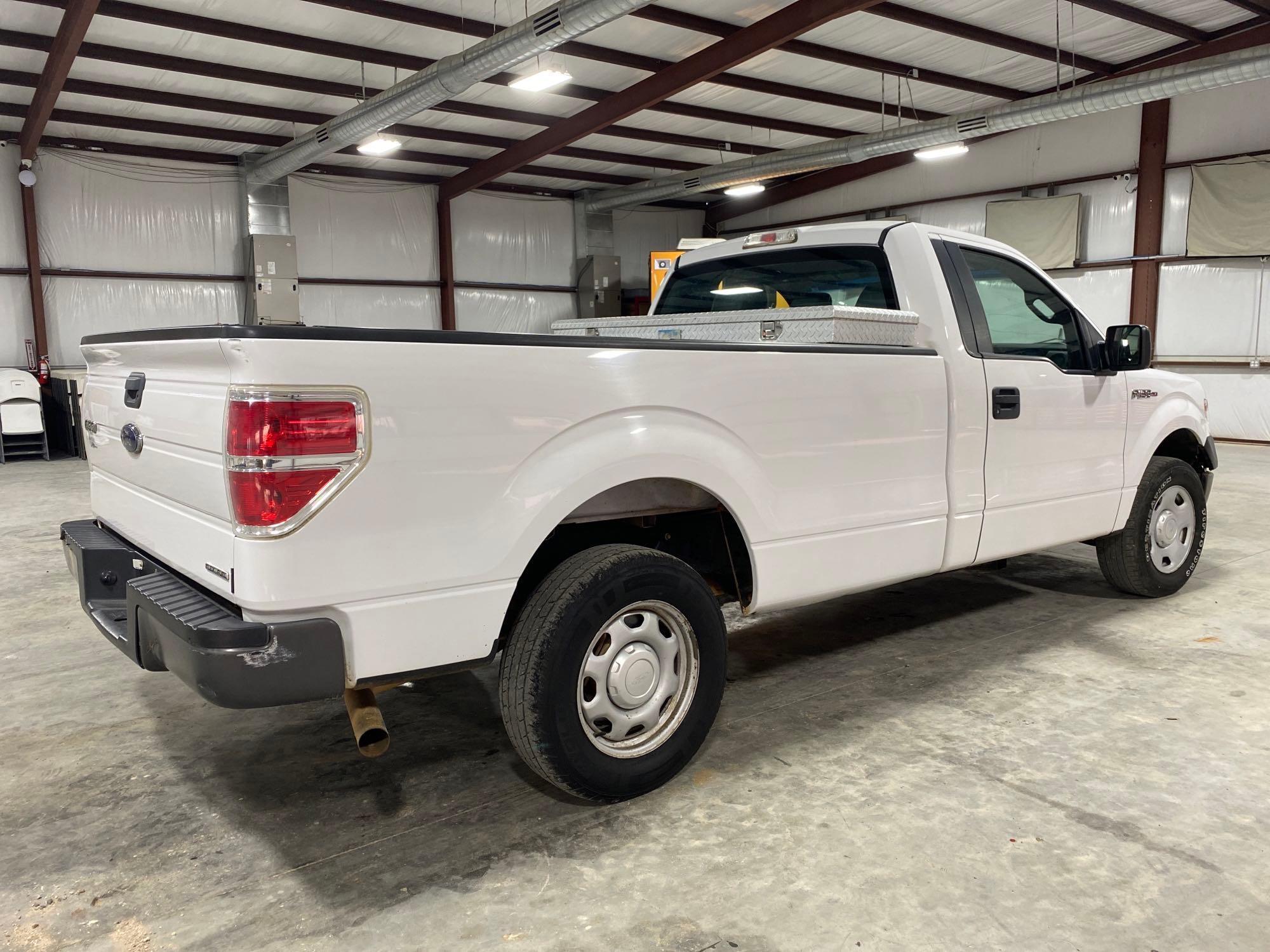 2014 Ford F150 XL Pickup Truck