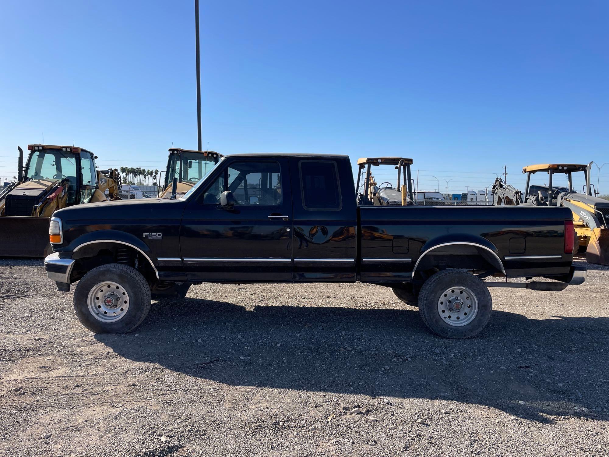 1994 Ford F150 XLT Pickup Truck