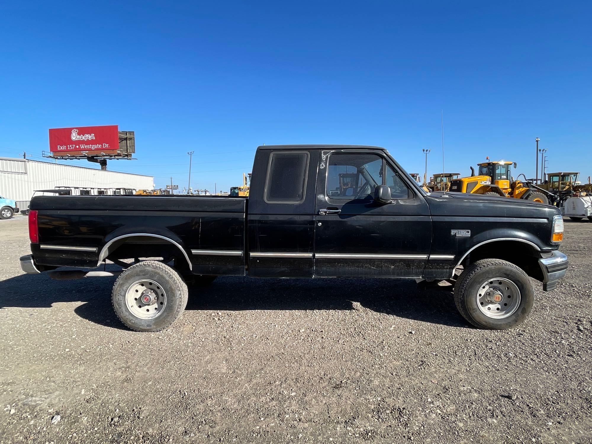 1994 Ford F150 XLT Pickup Truck