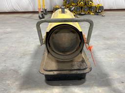 John Deere AC-70 Agricultural/Commercial Space Heater