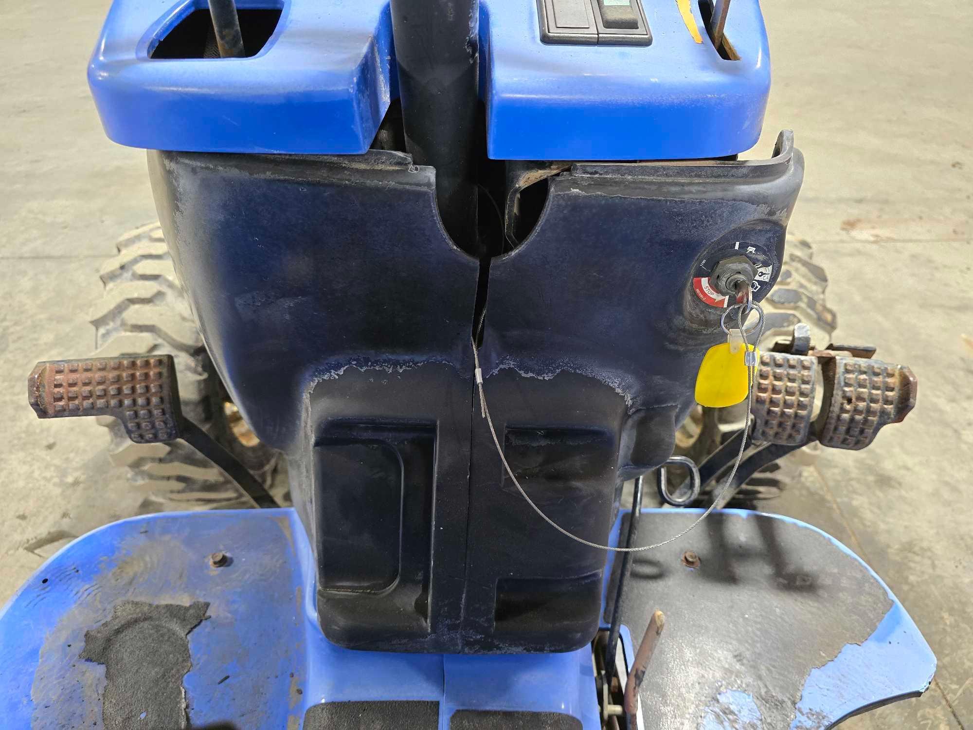 New Holland TC29S Utility Tractor