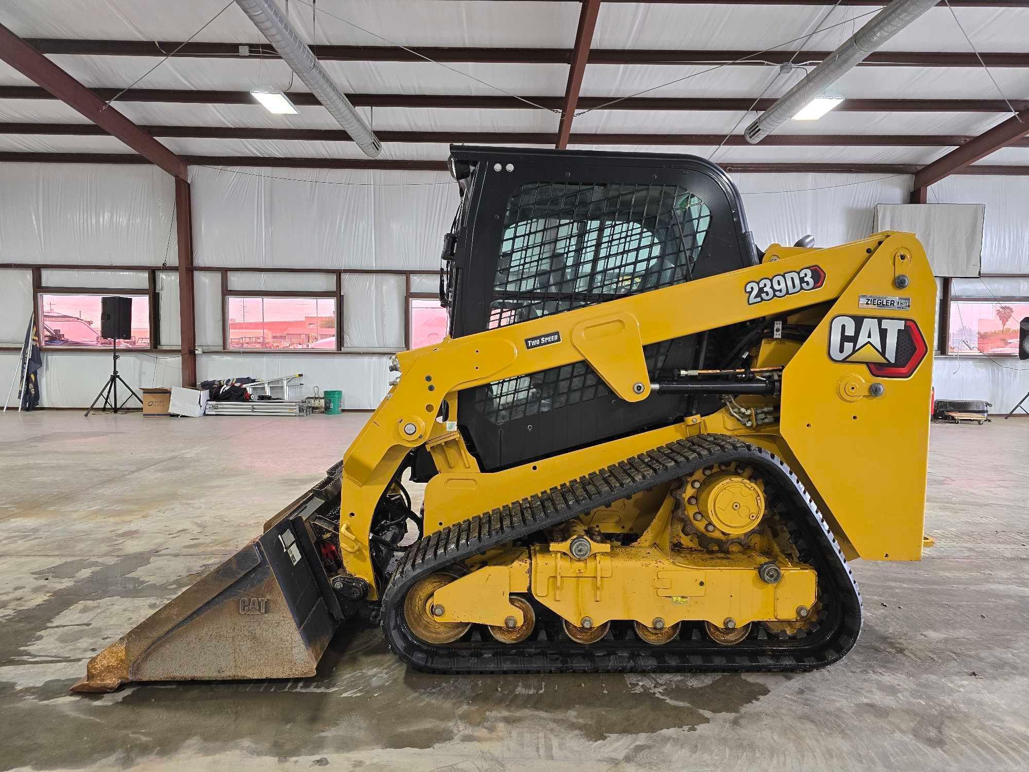 2022 Caterpillar 239D3 Skid Steer Loader