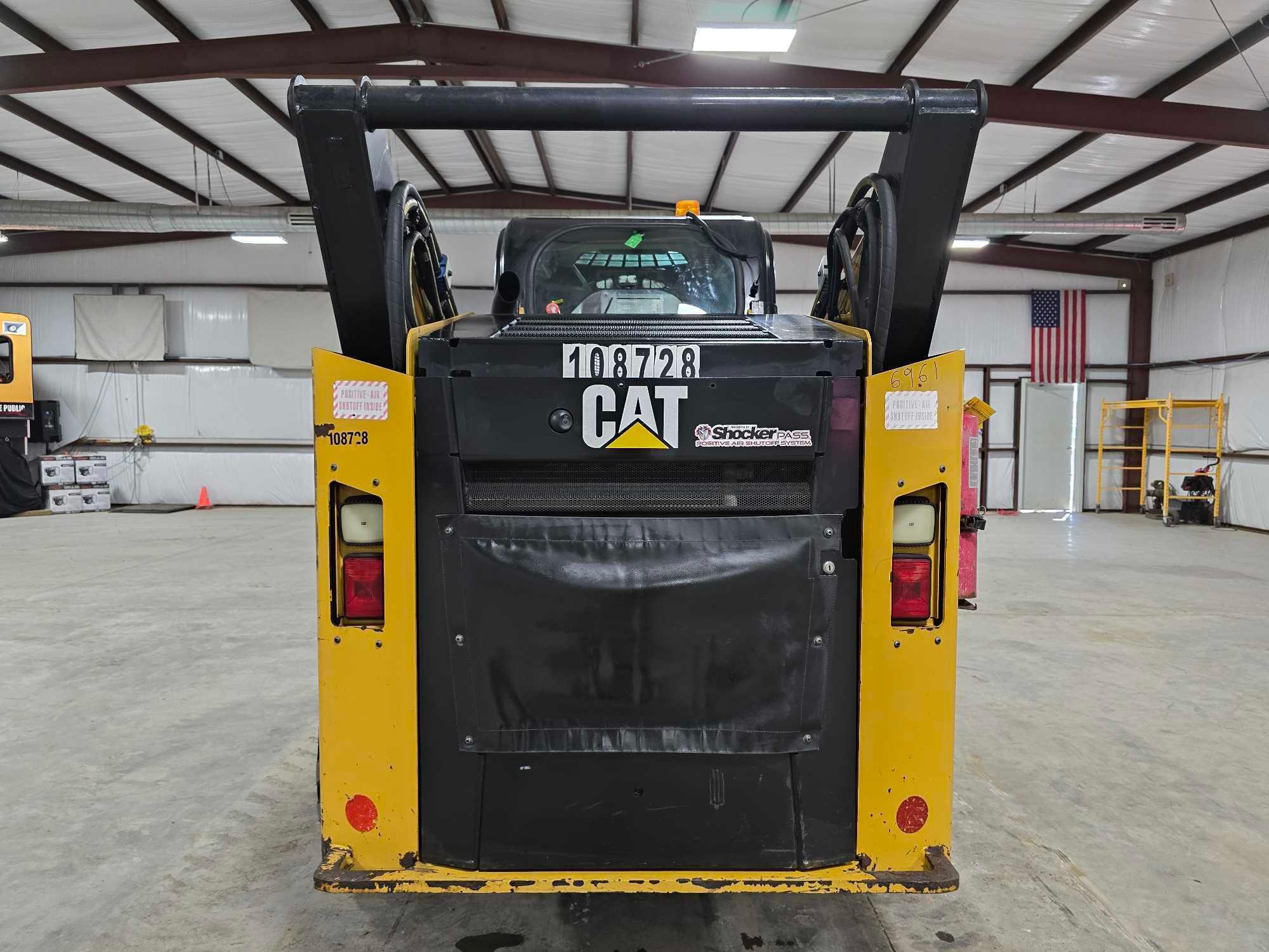 2017 Caterpillar 262D Skid Steer Loader