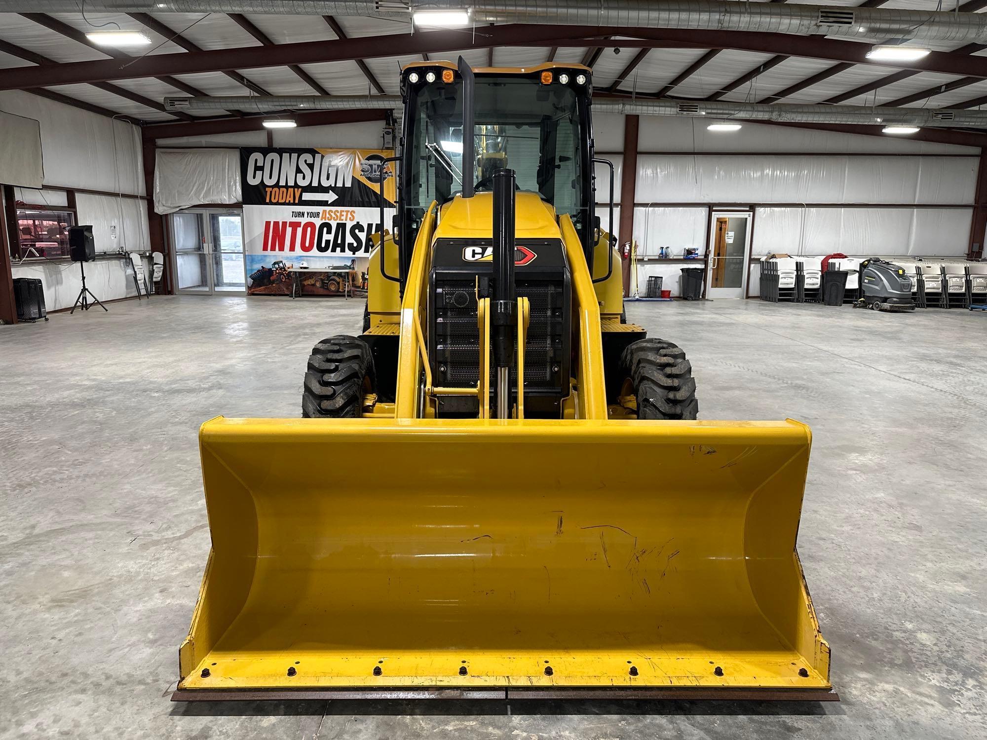 NEW/UNUSED 2023 Caterpillar 420 Backhoe Loader