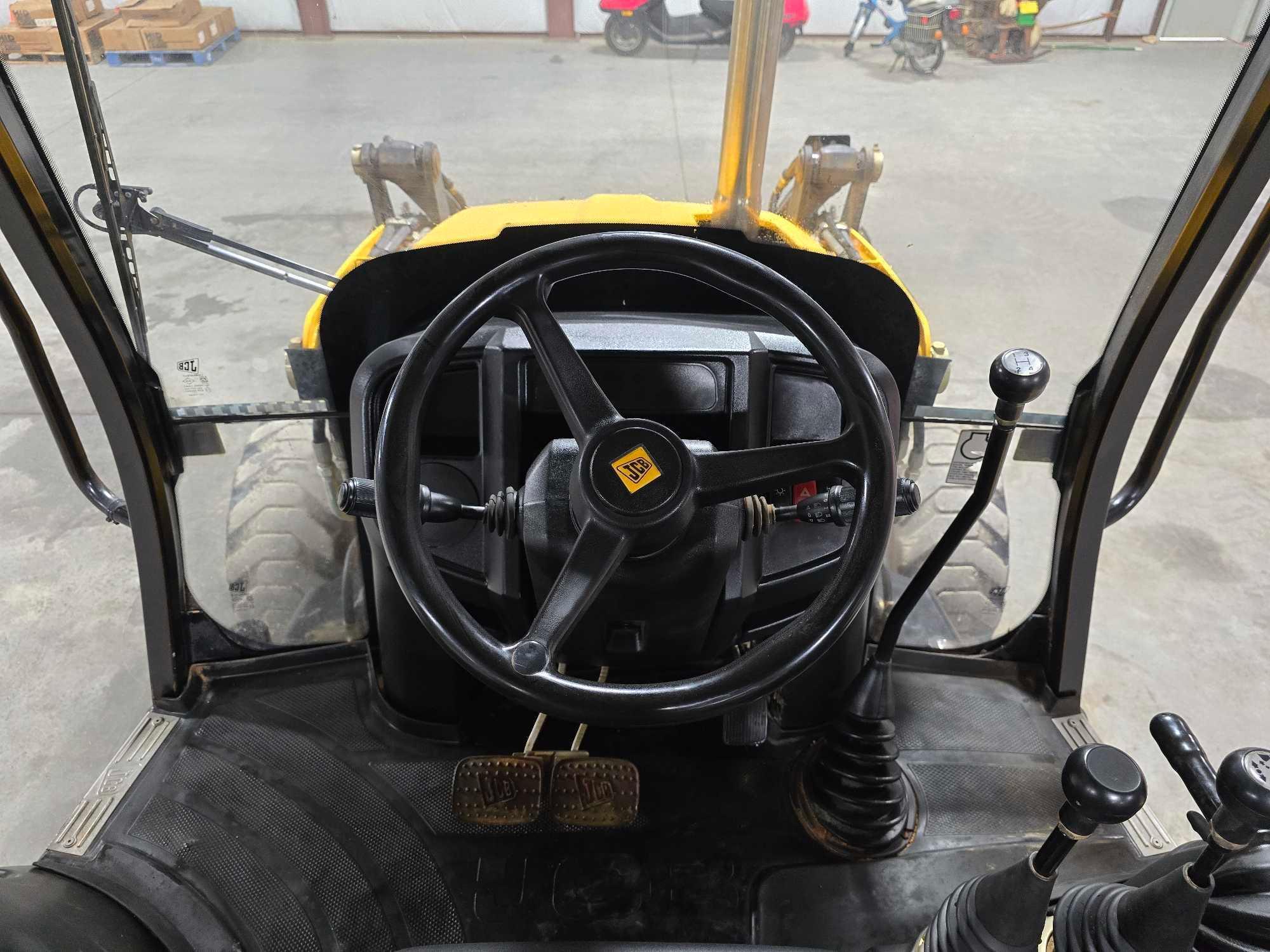 2018 JCB 3CX Backhoe Loader