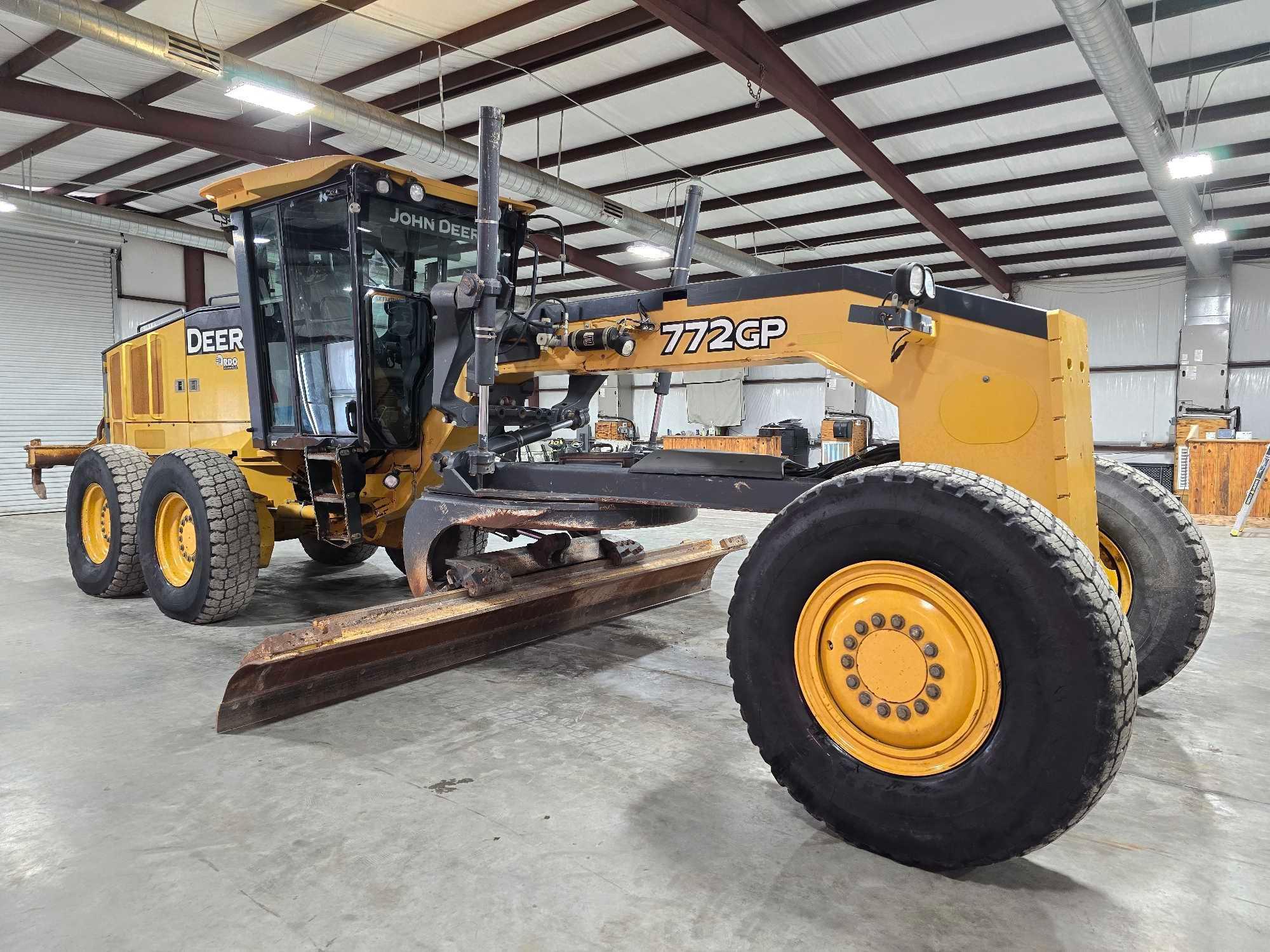 2012 John Deere 772G Motor Grader