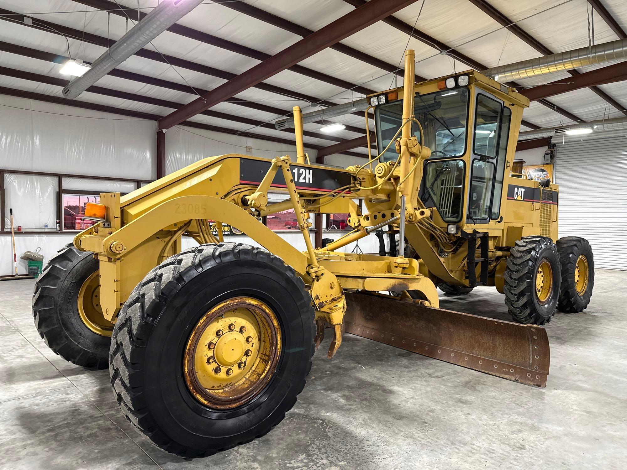 1996 Caterpillar 12H Motor Grader