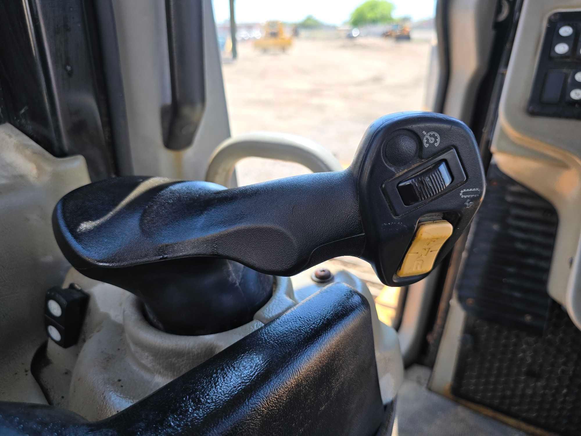 2012 Caterpillar D6T LGP Crawler Dozer