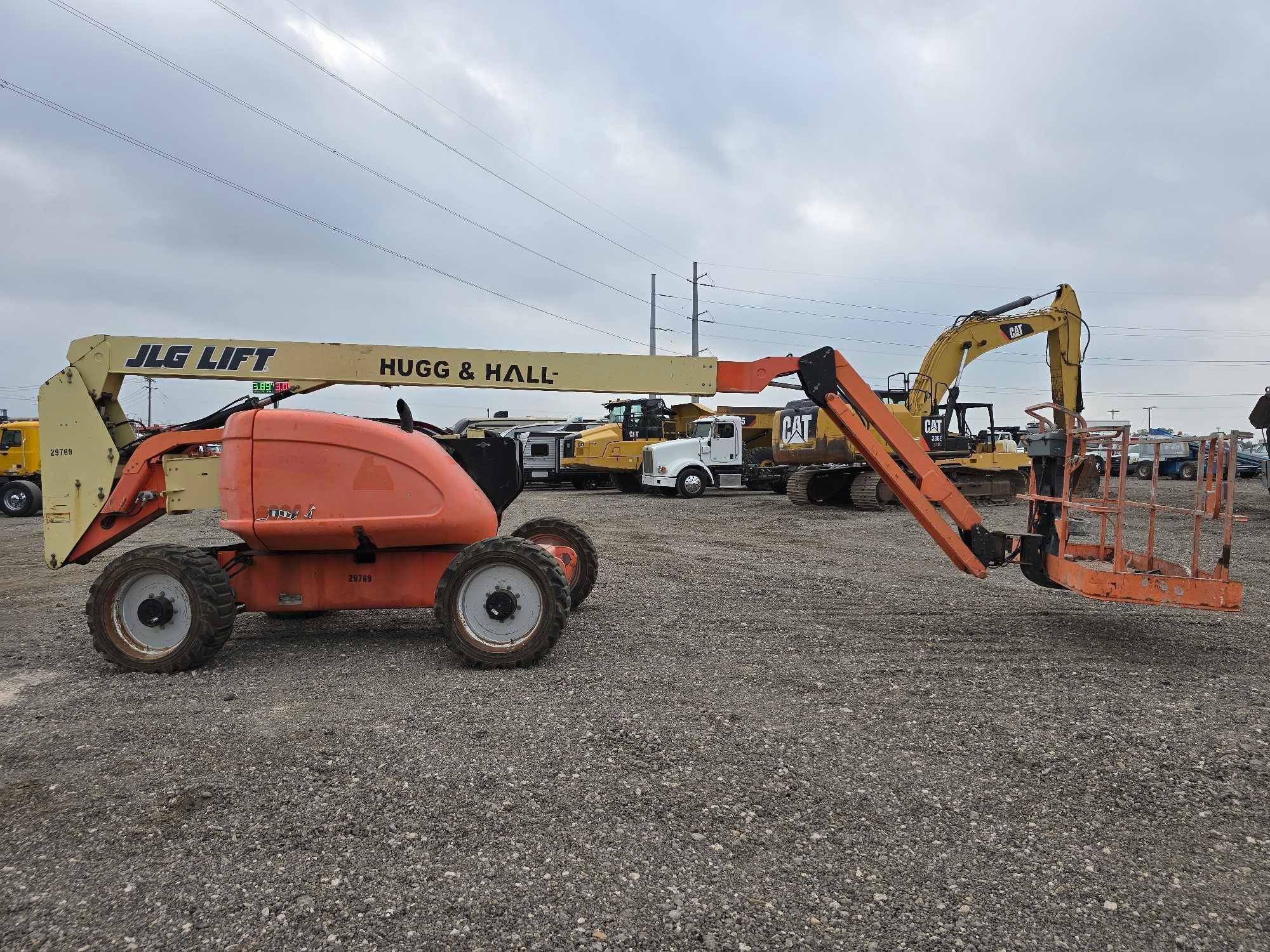 2012 JLG 600AJ Articulating Boom Lift