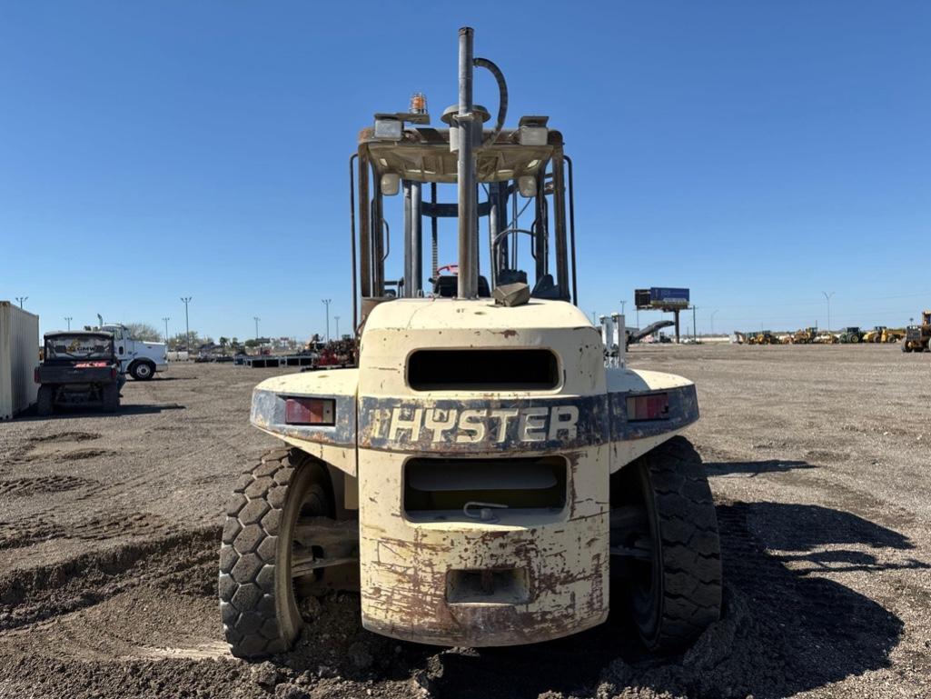 Hyster H210HD Pneumatic Forklift