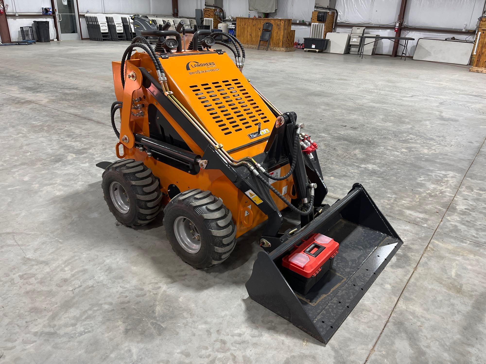 NEW/UNUSED Landhero Mini Skid Steer Loader