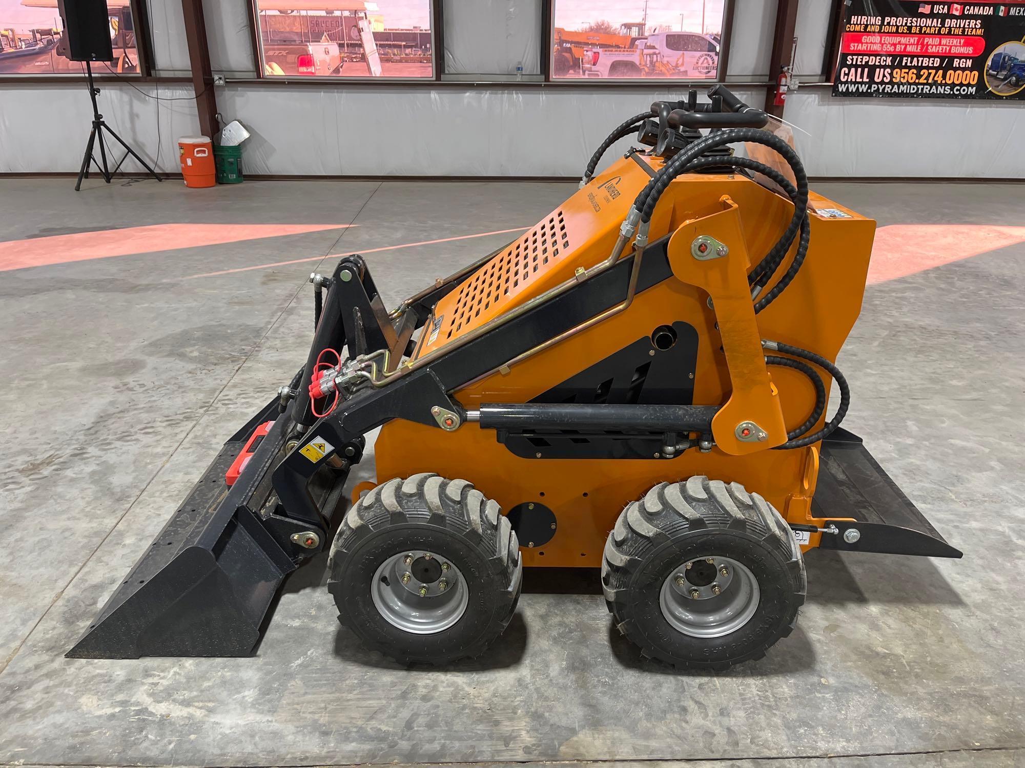 NEW/UNUSED Landhero Mini Skid Steer Loader