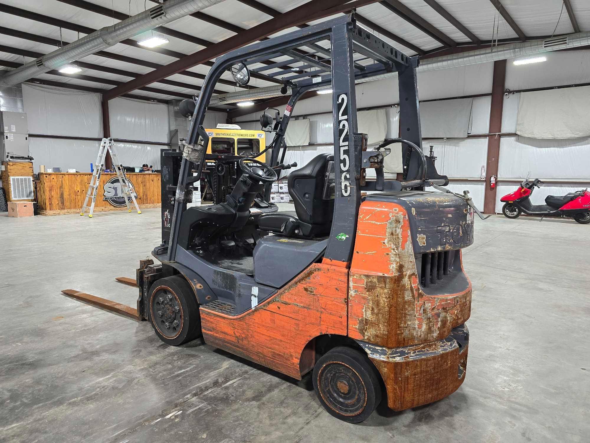 Toyota 8FGCU25 Forklift Truck