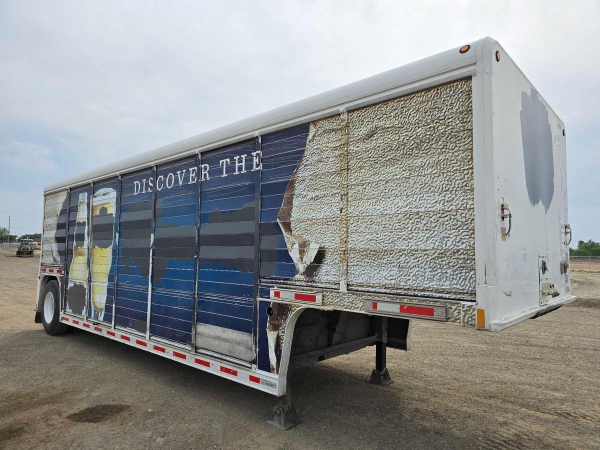 2000 Mickey 16 Bay Beverage Trailer